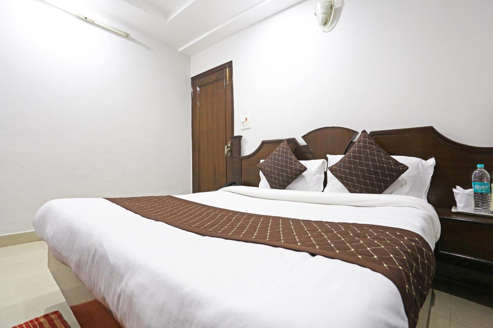 Hotel Ratandeep At Paharganj Nowe Delhi Zewnętrze zdjęcie