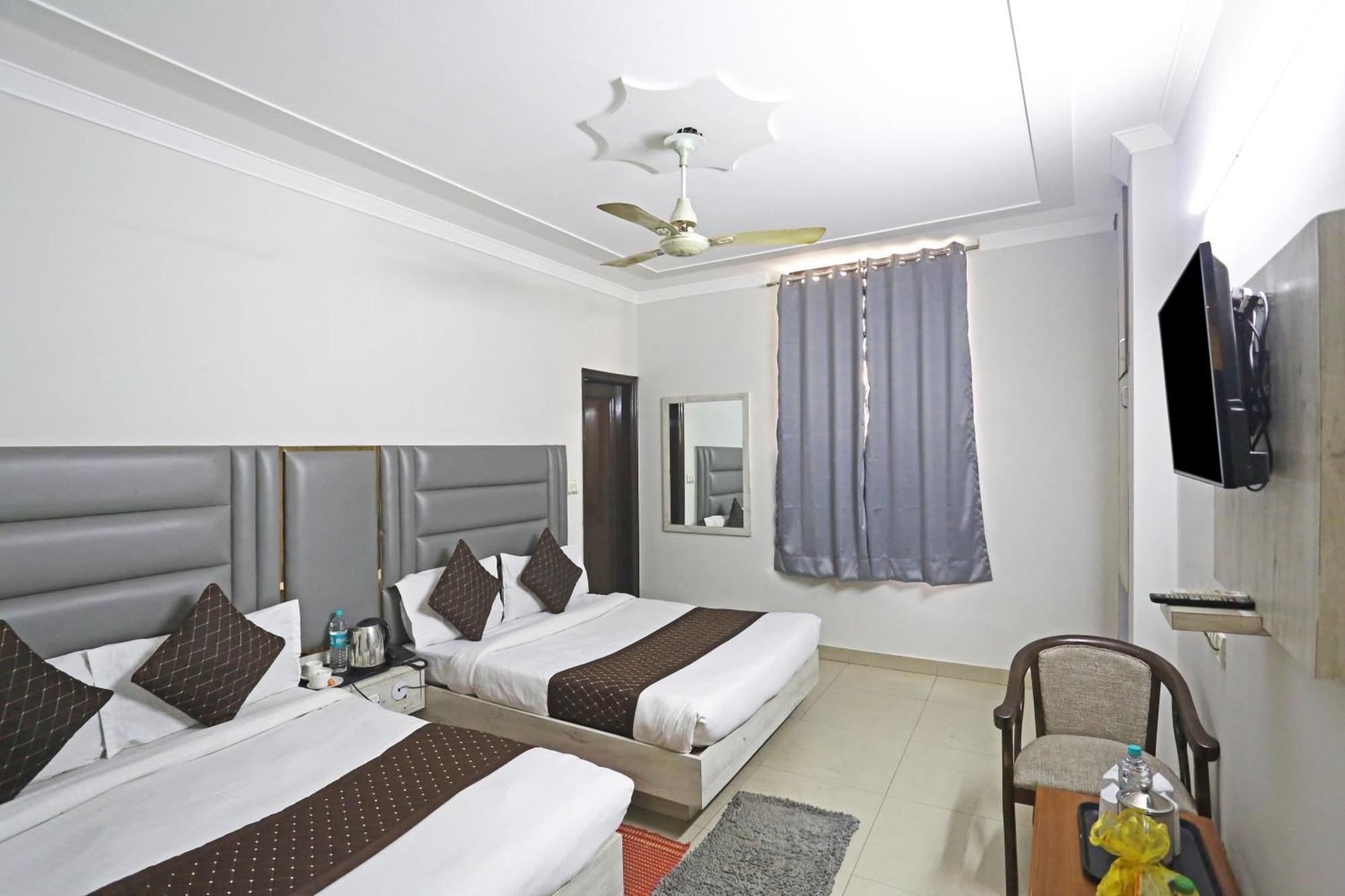 Hotel Ratandeep At Paharganj Nowe Delhi Zewnętrze zdjęcie